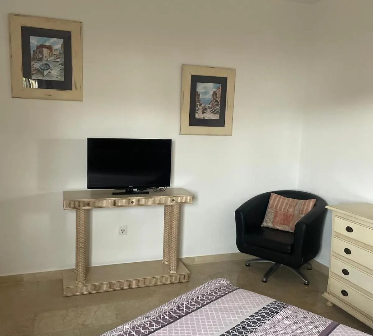 La Cala De Mijas Urb Alcantara 0*, 卡拉德米哈斯